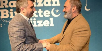 Yıldırım’da Erzincanlı’dan eşsiz şiir ziyafeti
