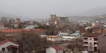 Oltu’da toz bulutu etkili oldu