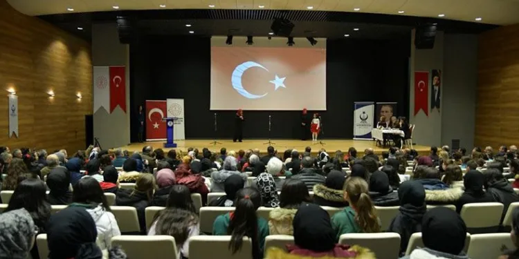 3 kuşak bir arada İstiklal Marşı