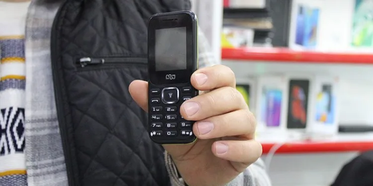 Tuşlu telefonlara rağbeti artırdı