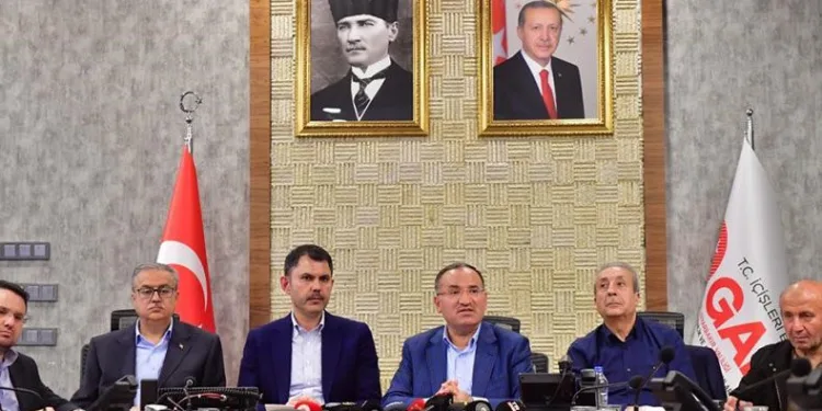 “Diyarbakır’da konutların fiilen yapımına başladık”