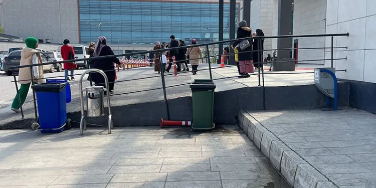 Kavgayı güvenlik görevlileri güçlükle ayırdı
