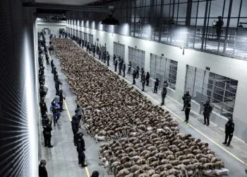 Mega hapishanenin nüfusu arttı