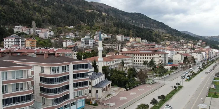 Selin vurduğu ilçede doğalgaz heyecanı