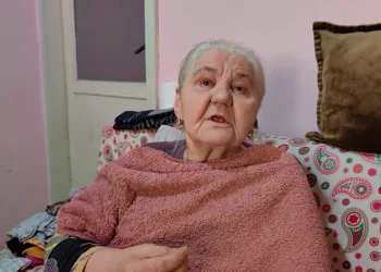 Yaşadığı halde resmi kayıtlarda ölü gözüküyor