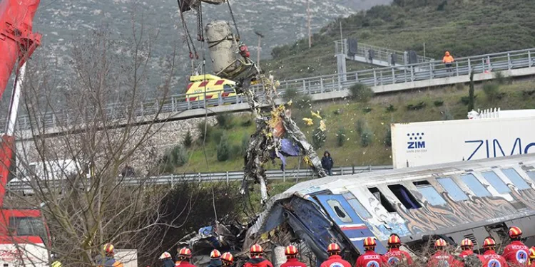 Tren kazasında can kaybı yükseldi