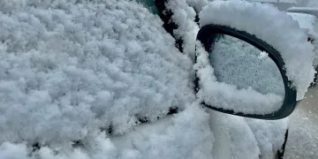 Bahara hazırlanan Ağrı’da kar sürprizi