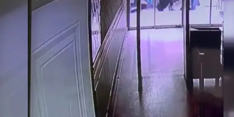 Sevgilisinin, bıçak darbelerinin hedefi oldu