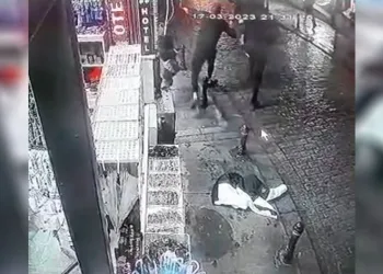 Galata’da dehşet anları kamerada