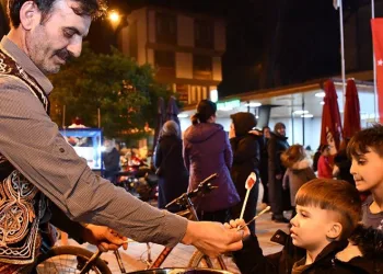 İznikli minikler eski ramazanları yaşıyor
