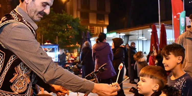 İznikli minikler eski ramazanları yaşıyor