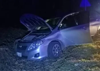 Depremzede aile ölümden döndü
