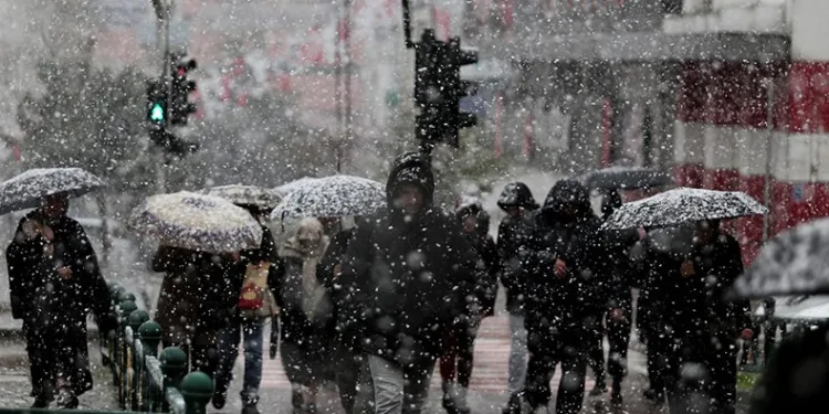 Mart ayının sonunda lapa lapa kar yağdı
