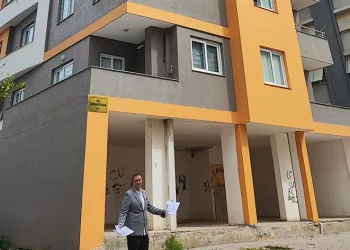 Depremden sonra hayatının şokunu yaşadı