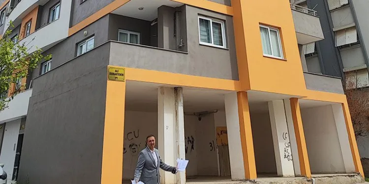 Depremden sonra hayatının şokunu yaşadı