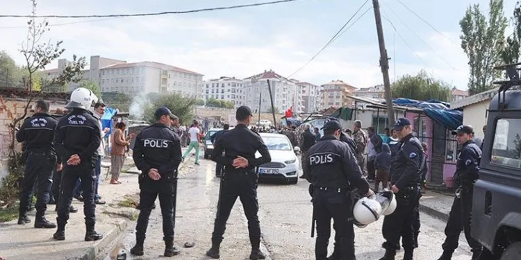 Polisten şafak operasyonu