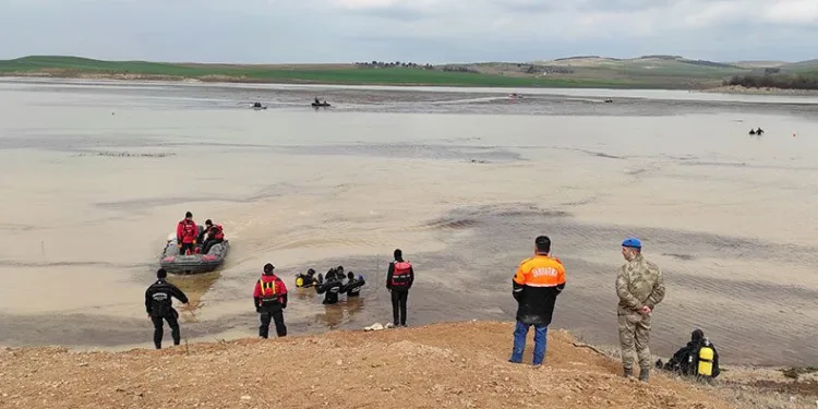 Kayıp tır şoförünü arama çalışmaları sürüyor