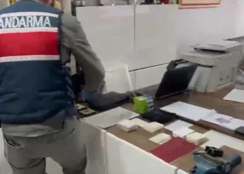 Jandarma’dan sahte evrak operasyonu