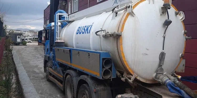 BUSKİ, selin yaralarını sarıyor