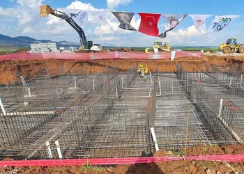 Vali Çağatay temel atma töreninde