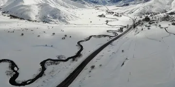 Güzeldere mendereslerinde kar güzelliği