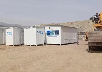 Deprem bölgelerine yardımlar sürüyor