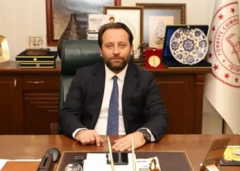 Bursa İl Milli Eğitim Müdürü Gür görevden alındı