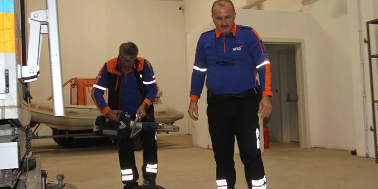 AFAD ekibi: ”Ailemizi ikinci plana bıraktık”