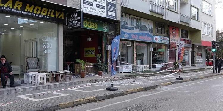 Kuvvetli rüzgar faciaya yol açıyordu
