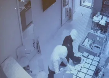 Film sahnelerini aratmayan soygun