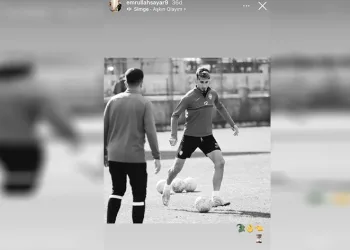 Bursaspor, futbolcu Emrullah Sayar’ı şikayet etti
