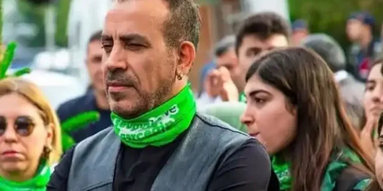 Haluk Levent: “5 bin TL burs vereceğiz”