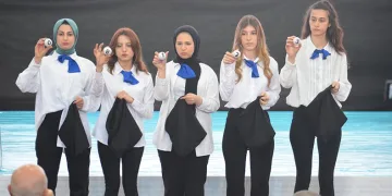 TOKİ’nin kura çekilişi sürüyor
