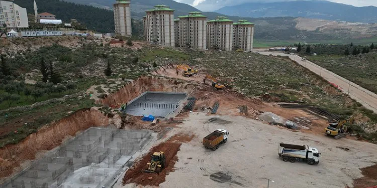 Temeli atılan konutlar 8 ayda bitirilecek