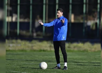 Özer Hurmacı sahaya indi
