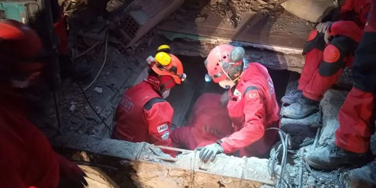 27 kişiyi kurtarmışlardı, o anları anlattı