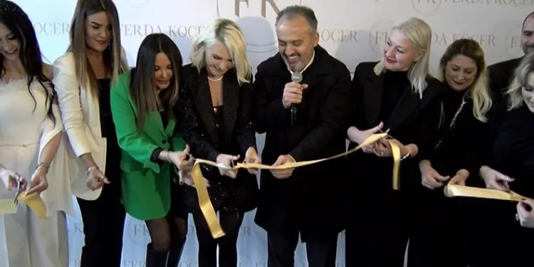 “Hepsini ifşa edip topluca yüzüne tükürelim”