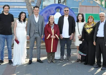 Depremzede çift, misafirlikte evlendi