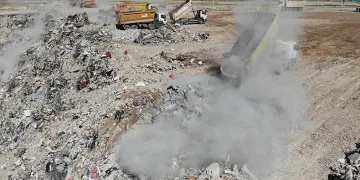 Moloz dağı büyüyor