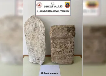 Tarihi eserleri satamadan yakalandılar