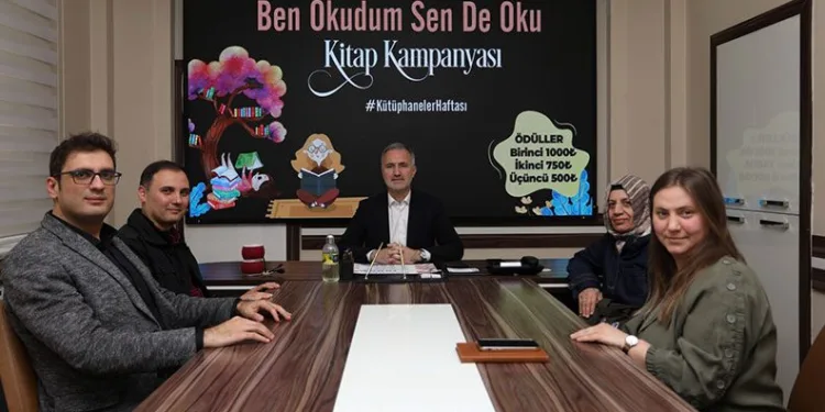 Kitap kampanyasının kazananları ödüllerini aldı