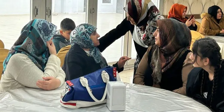 Hayatını kaybeden kadınlar dualarla anıldı