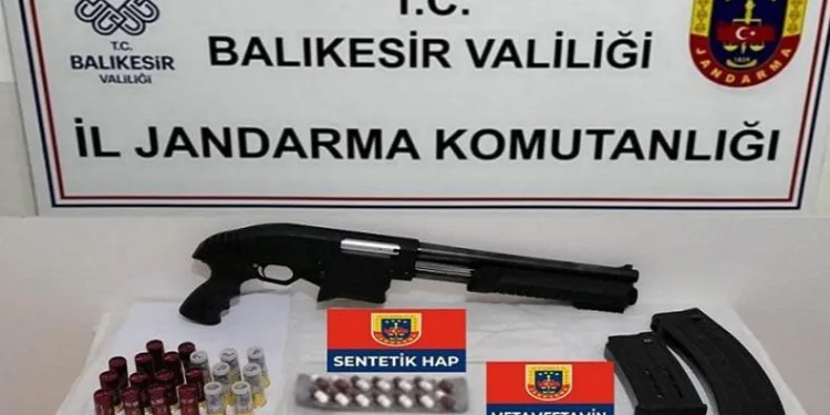 Balıkesir’de 3 şahsa uyuşturucu operasyonu