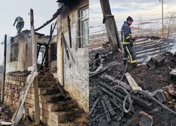 Erciş’te ev yangını