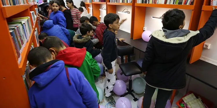 Nilüfer’den Samandağ’a “Kardeş Kütüphanesi”