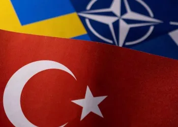 Üçlü görüşme Brüksel’de başladı