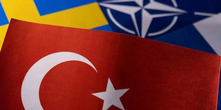 Üçlü görüşme Brüksel’de başladı