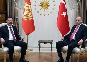 Cumhurbaşkanı Erdoğan, Kırgızistan Cumhurbaşkanı ile görüştü