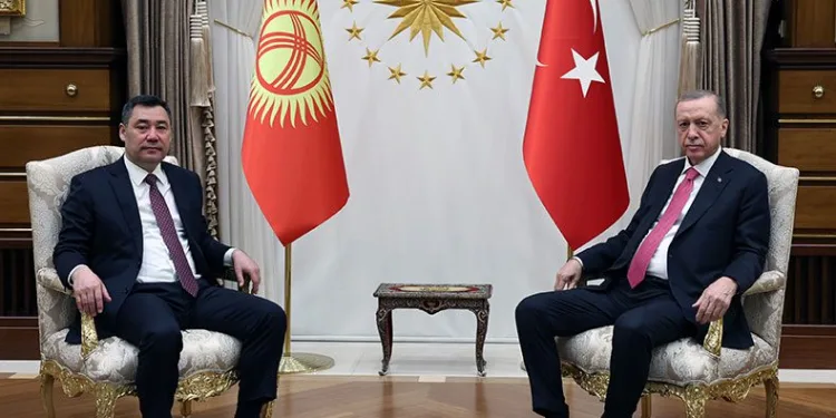 Cumhurbaşkanı Erdoğan, Kırgızistan Cumhurbaşkanı ile görüştü