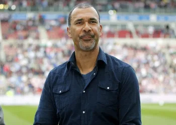 Hollanda’lı eski futbolcu Ruud Gullit’ten depremzedeler için destek çağrısı